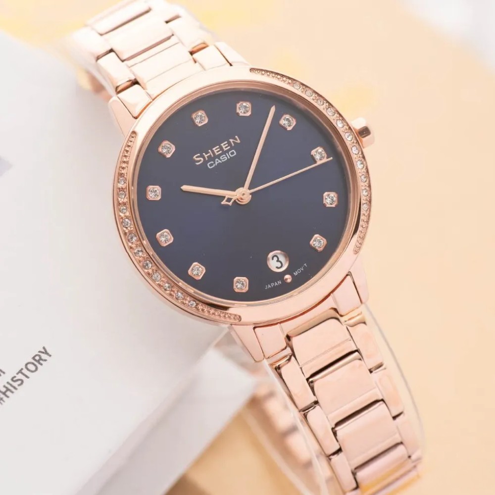 Đồng Hồ Nữ Casio SHE-4056PG-2AUDF – Chính Hãng, Uy Tín 2 góc bên trái Casio SHE-4056PG-2AUDF
