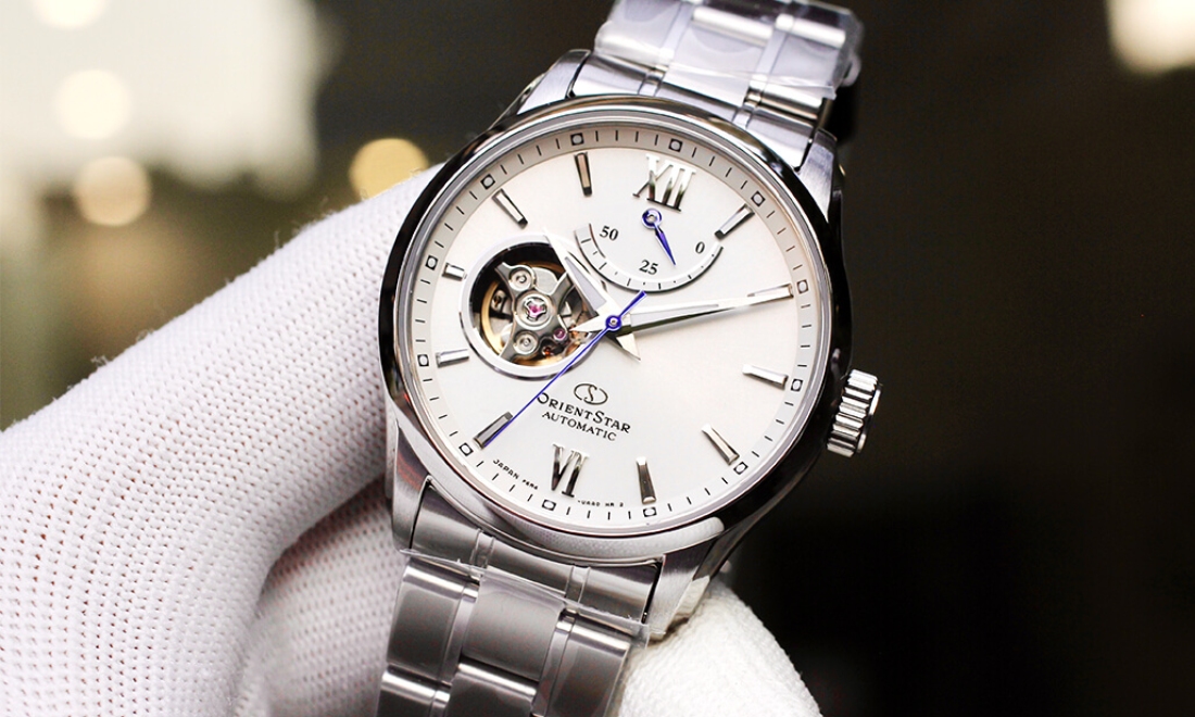 Power Reserve là gì? Top các đồng hồ Power Reserve tốt nhất 6 Đồng hồ Orient Star RE-AT0003S00B