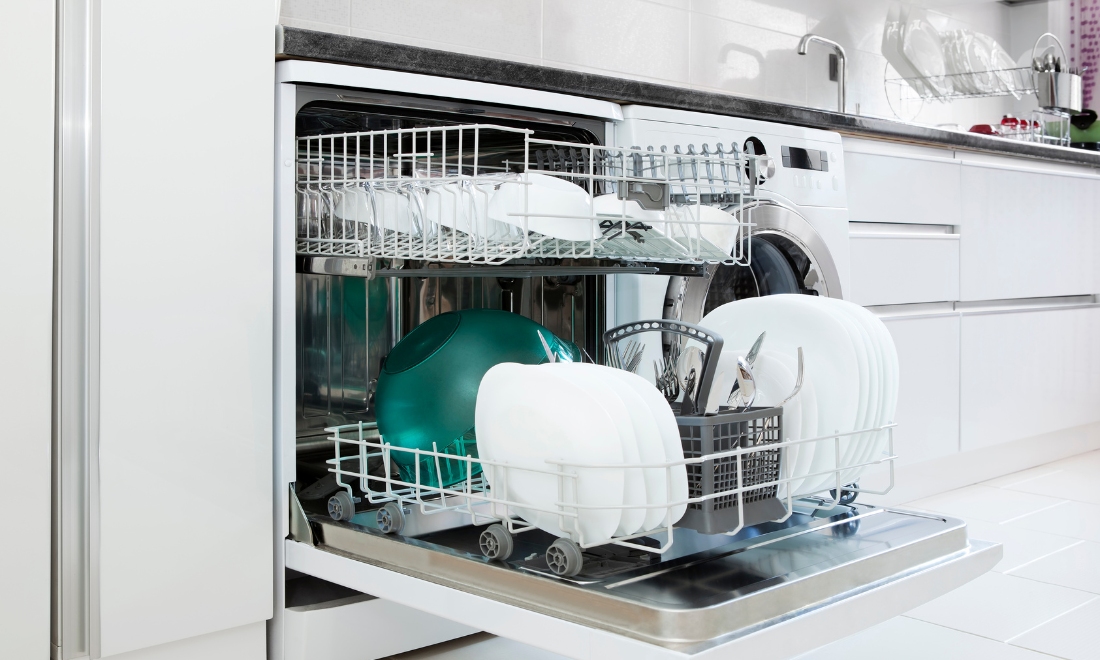 Máy rửa bát là quà tân gia được rất nhiều người lựa chọn