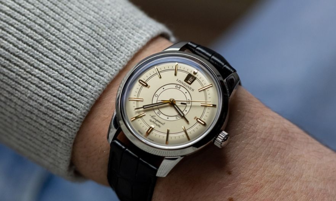 Power Reserve là gì? Top các đồng hồ Power Reserve tốt nhất 4 Chỉ báo trữ cót là chi tiết tinh xảo tôn lên vẻ sang trọng, đẳng cấp của cỗ máy thời gian